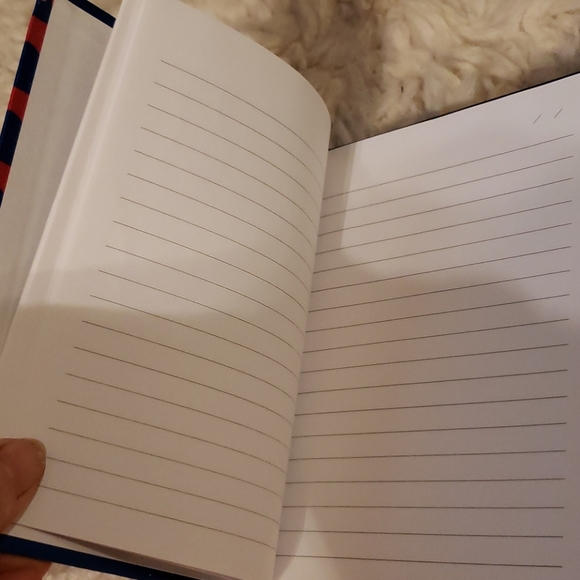 Note book - Picture 5 of 8